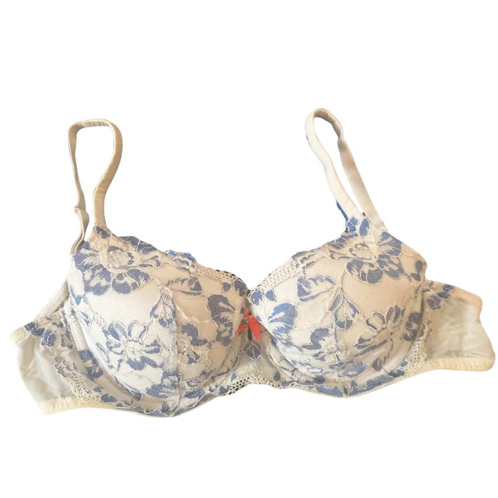 Victoria's Secret White & Blue Lace Bra 34D